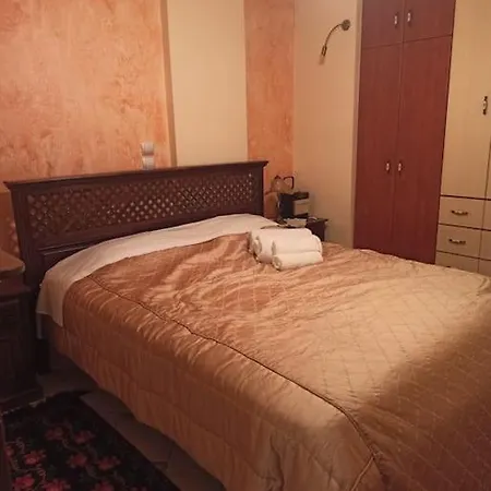 Villa κοραλια Trípoli
